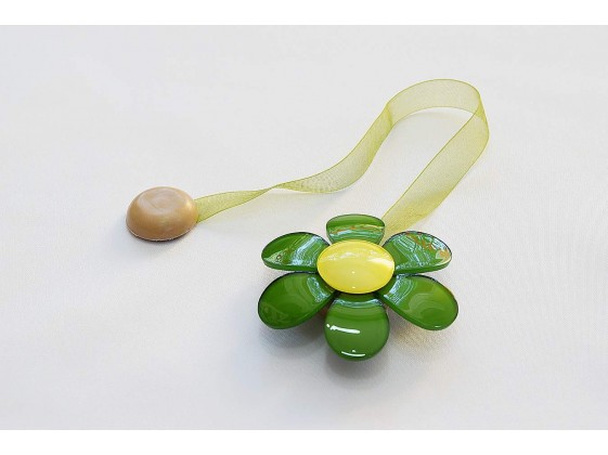 Магнит за завеса Цвете/ различни цветове/ 1бр /